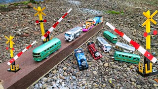 Mencari dan Merakit Kereta Panda Japan Train Set dan Japan Yufuin No Mori