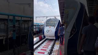 Vande Bharat Express Puri Howrah #shorts #ashortaday #mylifestyle #mylifestyle #vandebharatexpress