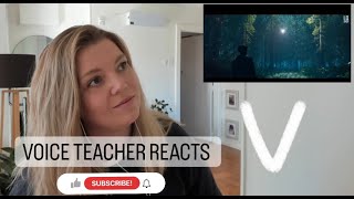 Voice Teacher Reacts - V - Christmas Tree