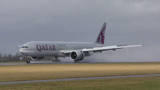 CROSSWIND landing in a storm!! Qatar 777-300 at Schiphol! (4K)