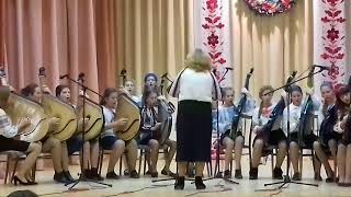 Районний конкурс" Дзвени бандуро" м. Пустомити. Виступає анс. бандуристів, кер. Леся Щепанкевич.