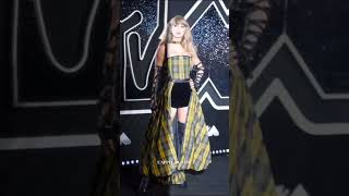 Taylor Swift Stuns in Dior at the 2024 VMAs! 😍✨ #FashionGoals