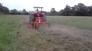 KUHN HAYBOB 300 MONTERIA