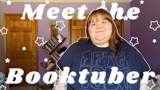 Meet the Booktuber || get to know me, Q&A, and why I'm on Booktube💕