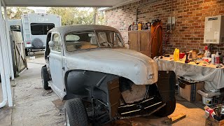 SprattMandeville - 1947 Ford No Start Fix & Front End Cleanup