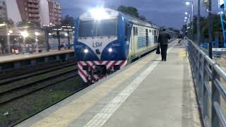 tren línea San Martín rumbo a Pilar