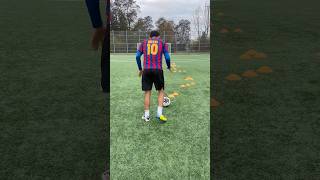 The BEST footwork drill🔥to improve dribbling #footballskills #soccer #skills #skill #football