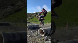 Sketchy pipe jump at wern duu quarry #enduro #jump