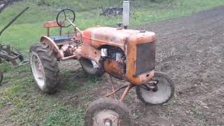 1939 Allis Chalmers B plowing