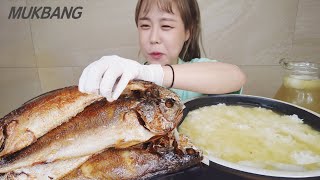 SUB) 흰쌀밥에 오동통 보리굴비 녹찻물 밥에 대방골 보리굴비 먹방 DRIED YELLOW CORVINA FISH RICE KIMCHI REAL SOUND ASMR MUKBANG