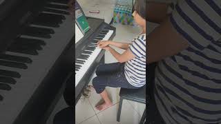 Donkey trot piano piece