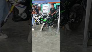 #motorcycle #ktm #viral #kawasaki #sportbike #zx10r #duke 390#shortsvideo #yamaha