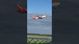 Easy jet a321 takeoff from Manchester