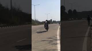 Wheelie on bike #bikelife #streetrace #stunt #motovlog