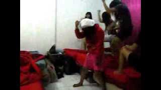 Tweeting Duos Harlem Shake 1