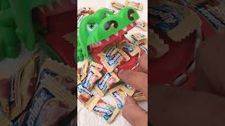 croc and candies #shorts #toys #asmr #asmrsounds #trending