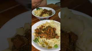 Mie Ayam Pangsit di Panggone Mie 515 Sumberwudi #fyptiktok #mieayam #pangsitayam #shorts