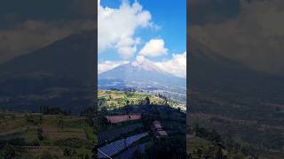 Naik 0,6° celcius aja udah bikin se Yogyakarta dan sekitarnya kepanasan nih Gunung Merapi