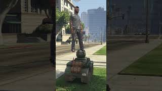 МЫ ПОЕХАЛИ ПЛЯСАТЬ, ЖДЁТ ТАКСИ у КАФЕ в GTA 5 ONLINE! 🚕 #shorts #gtaonline  #gta #повело #угар #смех