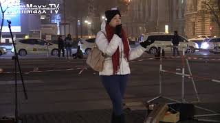 DemokratieLeben27.11.   Tamara Ist Eine Der Vielen mahnenden Stimmen in München am Stachus demo.