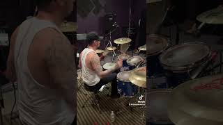 Some lightly hitting freestyle on the kit during the recording sessions a couple weeks ago. #shorts