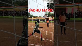 साधु मरांडी 😱 KINGFISHER PLAYER 😱 #shorts #robinmurmumds #football #soccer #sadhumardi #viralvideo