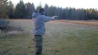 Ruger Super Redhawk .44 MAGNUM My first shot