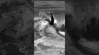 Caleb Crozier throwing buckets… 🌊#sonya6400 #surfing #sandiego