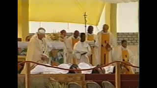 Pope's Mass Guinea 1992