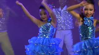 THAILAND - DANCE: 2018 Aksorn School Christmas Program - ft. Ploysai, Kartoon & Arinya