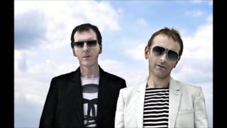 underworld - rez cowgirl live at reading festival (1996) (HQ)