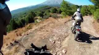 BMW GS 1150 & Suzki V-Strom 650 offroading!!