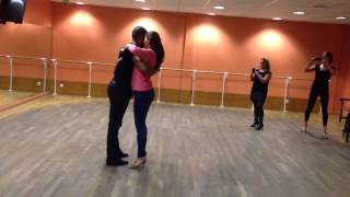 Cours Bachata Intermédiaire École des Danses Latines et Tropicales