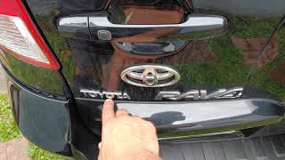 How to Exit a Toyota RAV4