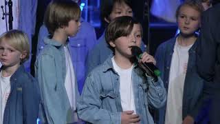 "Envole toi", par Les Petits chanteurs d'Asnières, pour Cœur en liberté