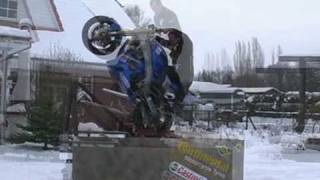 Motorradstuntshow simulator.mpg