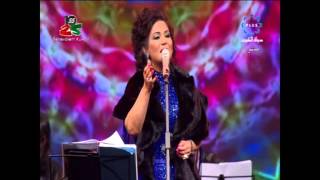 06 تفضل فنانة العرب نوال الكويتية في حفل الأحمدي 2016