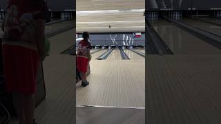 striking it up… #bowling #2handedbowler #strike #bowler #bowlingislife