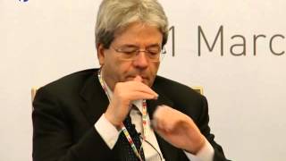 2015.03.31 Ministro Gentiloni a Belgrado al panel discussion (Video Tanjug)