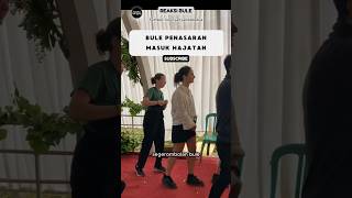 Bule Siapin Amplop Biar Bisa Masuk Hajatan‼️ #reaksibule #buleriview #shorts #viralvideo