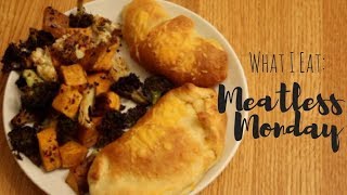 WHAT I EAT IN A DAY | Meatless Monday