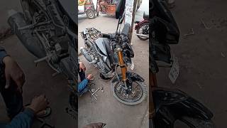 Servicing Yamaha MT-15 #youtube #mt15 #viral #yamaha #mt15_modified #mt15lover #mt15lover #mt15v2