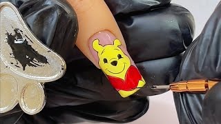 💖DISEÑO EN UÑAS DE CARICATURA DE WINNIE POOH✨💅 #uñasconcaricaturas #winniepooh #nailart