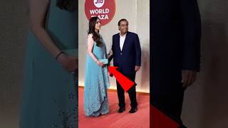 Nita Ambani को Mukesh Ambani के साथ ऐसा नहीं करना चाहिए था 😱 #shorts #nitaambani #mukheshambani