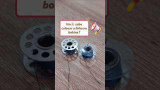 Colocar a linha na bobina fica ainda mais fácil usando o buraquinho! #dicas #diy #linha #bobina