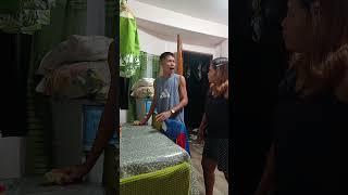 Kumanta lang naman ako eh #funny #comedyprank #comedyfilms #comedy #comedypran