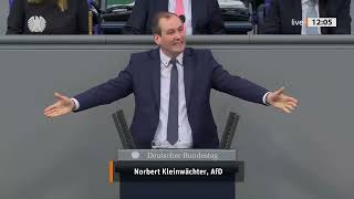 🧧PEINLICH🧧 FRAU BAERBOCK; SIE KRIEGEN DOCH KEINE GERADE SATZ  HERAUS