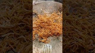 Street Style Desi Chowmein 😍| Indian Street Food #shorts #youtubeshorts #ytshorts #noodles #food