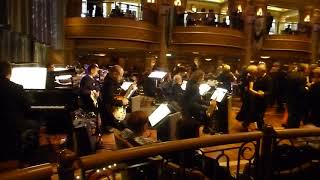 Cunard Queen Elizabeth Big Band Ball Q727 August 2017