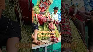 ഗാലറിയിൽ കയറി ഗുളികൻ🔥🔥 |#theyyamkerala #theyyam #theyyamkali#theyyamlovers#shorts #shortsfeed